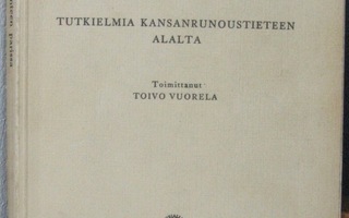 Toivo Vuorela (t.): Perinteen parissa, SKS 1957. 139 s.