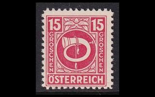 Itävalta 729 ** Käyttösarja Postitorvi 15 g (1945)