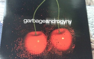 Garbage : Androgyny