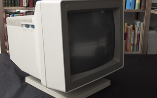 IBM CRT värinäyttö 14" Model:8512 102