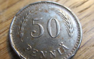 50 penniä 1944 reunavirhe vajaalyönti Fe