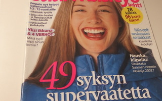 Suuri Käsityö lehti 9 / 2002, mm. Baby Born vaatteita