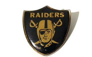 Las Vegas Raiders -pinssi (amerikkalainen jalkapallo)