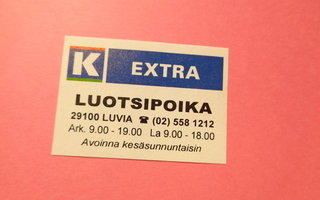 TT-etiketti K Extra Luotsipoika, Luvia