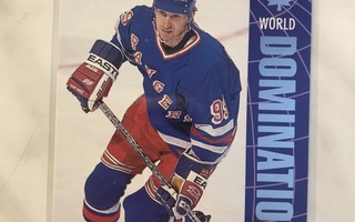 1997-98 Collector's Choice World Domination Wayne Gretzky