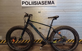 [LT-15568-2024] Insera Bigfoot sähkö-fatbike