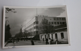 Varkaus, keskustaa, hotelli, mv valokuvapk, p. 1953