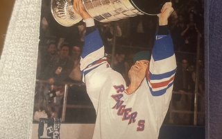 Mark Messier Stadium Club First day issue