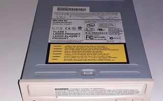 Sony CDU5211 - 52x IDE CD-ROM asema