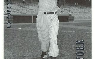 02-03 UD Superstars #153 Joe DiMaggio New York Yankees