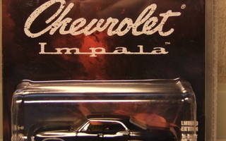 Chevrolet impala sport sedan -67 1:64