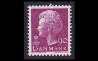 Tanska 560 ** Margrethe 90 öre violetti (1974)