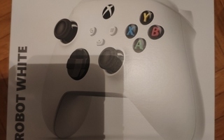 Xbox Series Wireless Controller Robot White (Uusi)