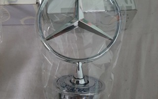 Mercedes-Benz keulatähti
