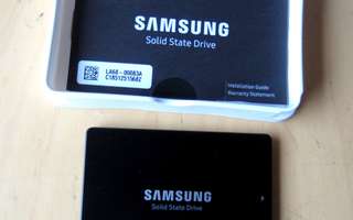 SSD Samsung 860EVO V-NAND 250GB (käytetty vain 56h!)