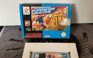 Super Nintendo Pro International Superstar Soccer Deluxe