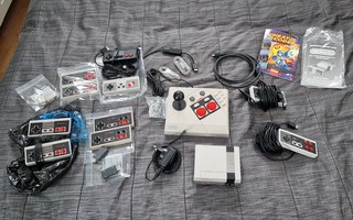 Nintendo NES Classic Mini + paljon varusteita