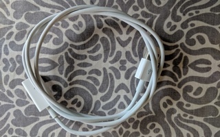 Valkoinen Apple USB näppäimistön jatkojohto / kaapeli 1m