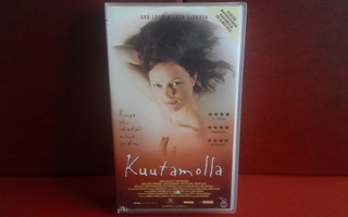 VHS: Kuutamolla (Minna Haapkylä, Peter Franzén 2002)
