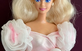 Sweet Roses Barbie 1989