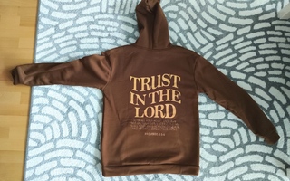 Trust the Lord - huppari, ruskea L