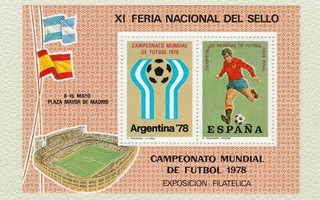 Jalkapalloaiheinen espanjalainen muistoarkki