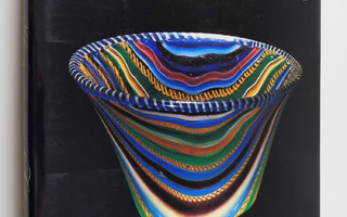 Robert J. Charleston : Masterpieces of glass : a world hi...