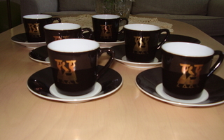 Arabian Elanto-liikkeen kahvikupit+asetit+kahvipurkki
