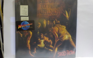 SKID ROW - SLAVE TO THE GRIND M-/EX+ 1. PAINOS LP