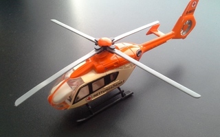 Realtoy Eurocopter ambulanssihelikopteri