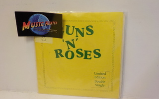 GUNS 'N' ROSES - 2 X 7" EX+/EX+ UK 1990