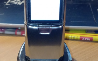 Nokia 8800 Zippo