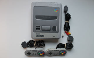 SNES Super Nintendo - konsolipaketti (PAL/NOE)