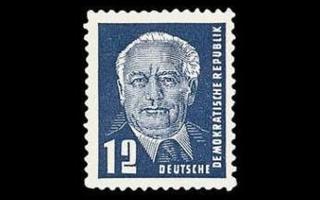 DDR 323 ** Presidentti Pieck 12 (1952)