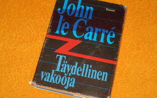 Kirja Täydellinen vakooja Johan le Carré (kovakantinen)