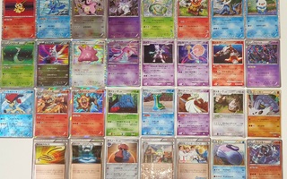Japanilaiset Pokemon Holo kortit