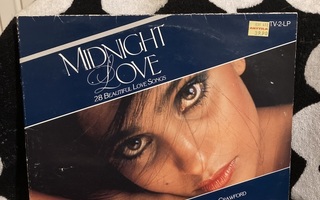 Midnight Love (28 Beautiful Love Songs) 2XLP