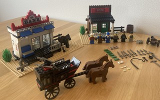Lego Western 6765 Gold City Junction
