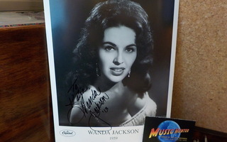 WANDA JACKSON NIMIKIRJOITUS