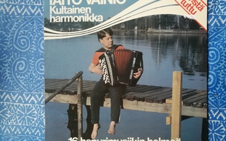 TAITO VAINIO-KULTAINEN HARMONIKKA -LP, GDL 2031, v.1981 