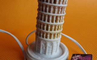 Valaisin Lamppu PISA torni Italia,korkeus 18cm