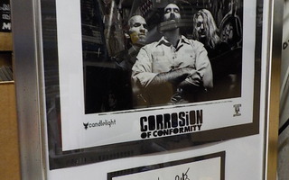 CORROSION OF CONFORMITY TAULU KOLMELLA NIMMARILLA