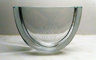 Olympia 1952 vuoden vihertävä palkinto lasimalja