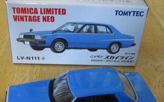 Nissan Skyline 2000 GT-E-S Turbo 4 D Blue 1980 Tomica 1:64