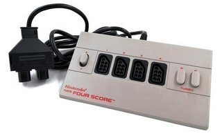Four Score ohjainadapteri - NES
