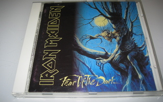 Iron Maiden - Fear Of The Dark (CD)