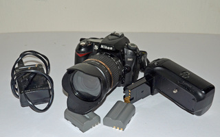 Kamerapaketti Nikoin D90   +