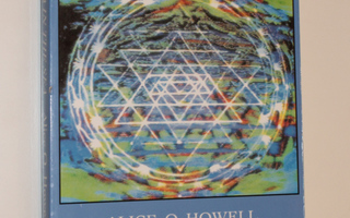 Alice O. Howell: The Web in the Sea