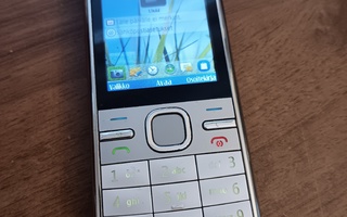 Nokia C5-00  3.2mp