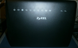 Elisa kotiboxi Zyxel VMG3926-B10A adsl-2 / vdsl-2 modeemi